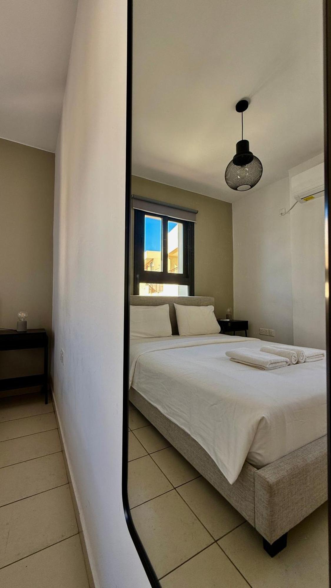 Sea La Vie #1 - Luxury Seaview Apartment Pafos Zewnętrze zdjęcie